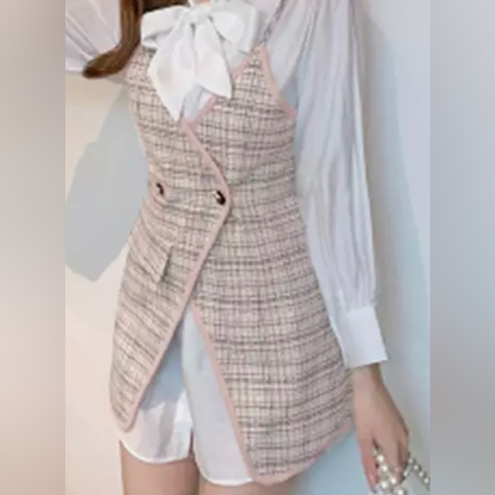 Tweed vest